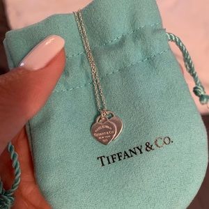 Tiffany & co mini double heart tag pendant